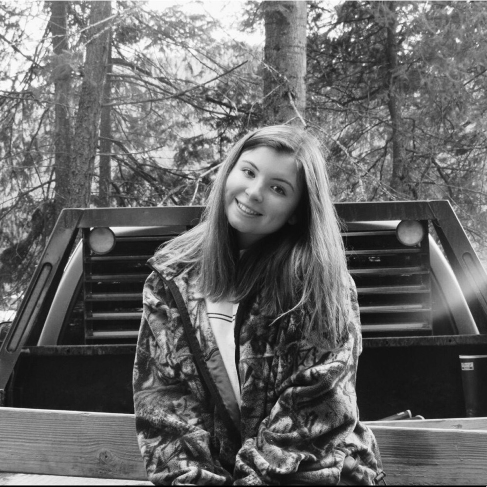 Meet your Posher, Chloe